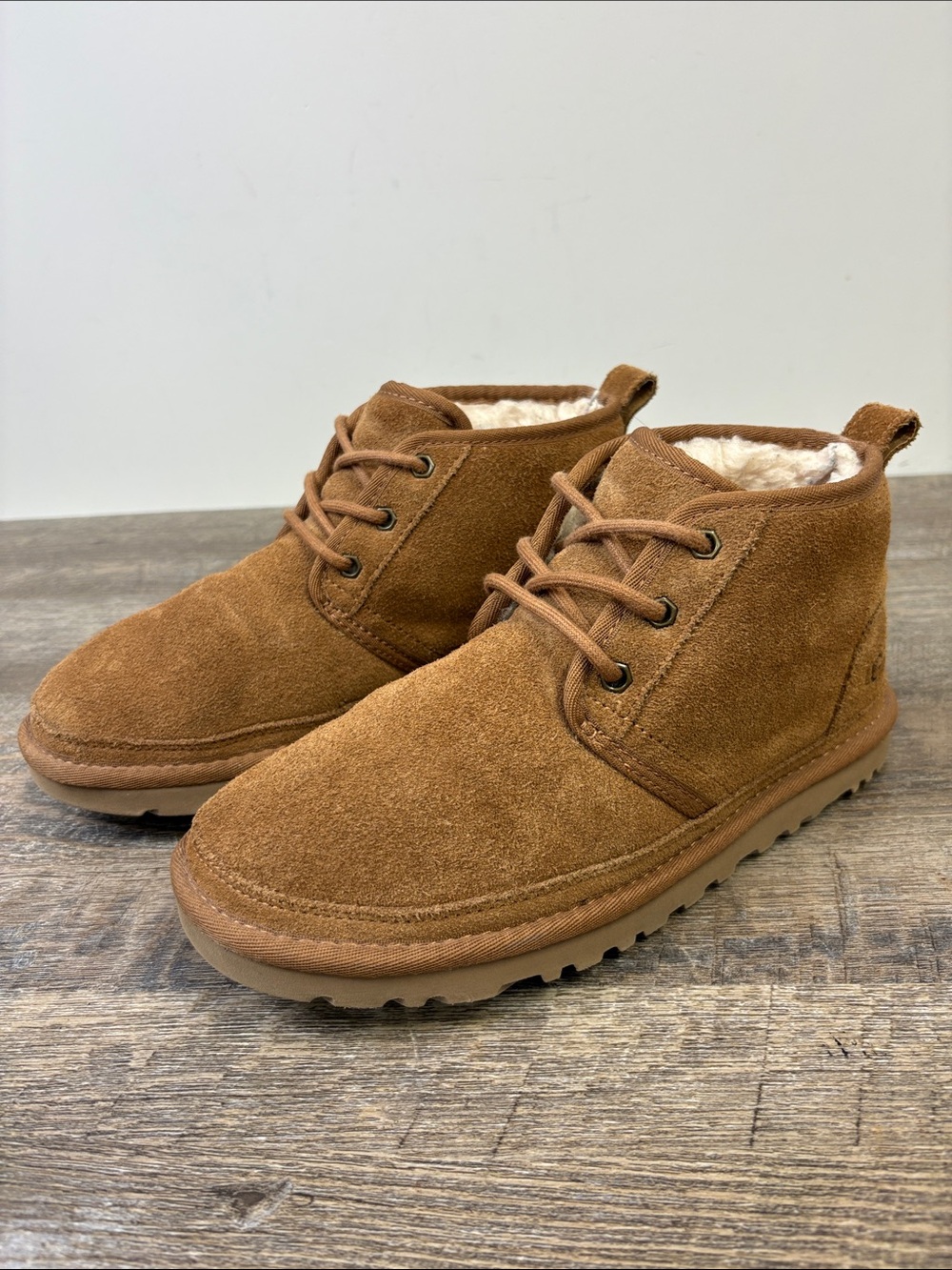 UGG Neumel Chestnut Suede Shearling Chukka Boots Women’s Size 7
